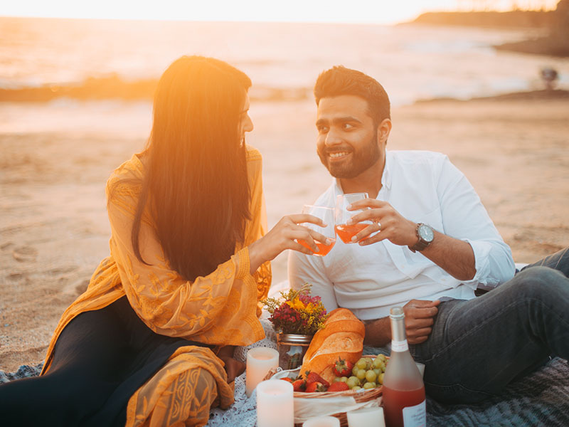 2 People on a Date